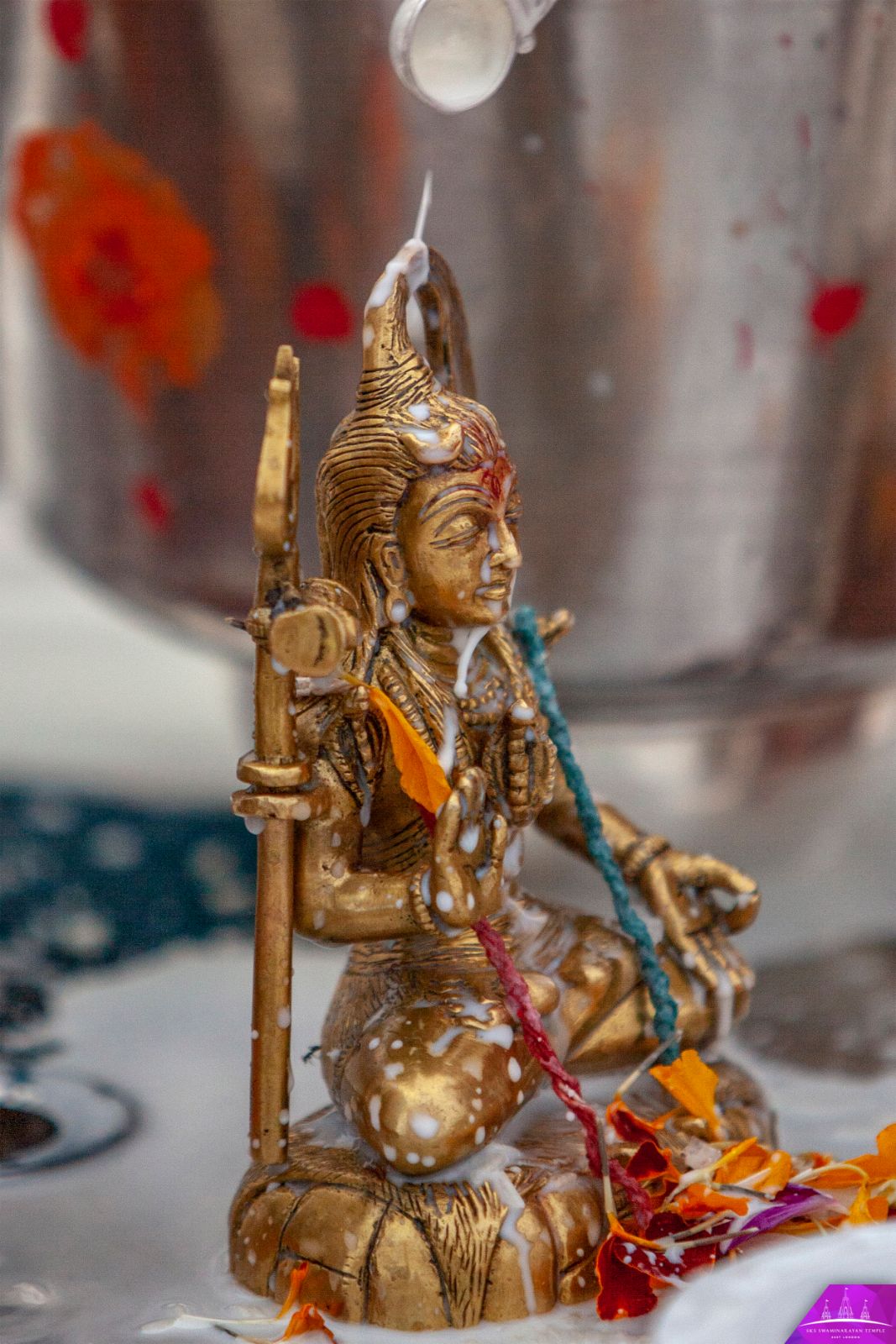 ©1987-2017 SKS Swaminarayan Temple East London